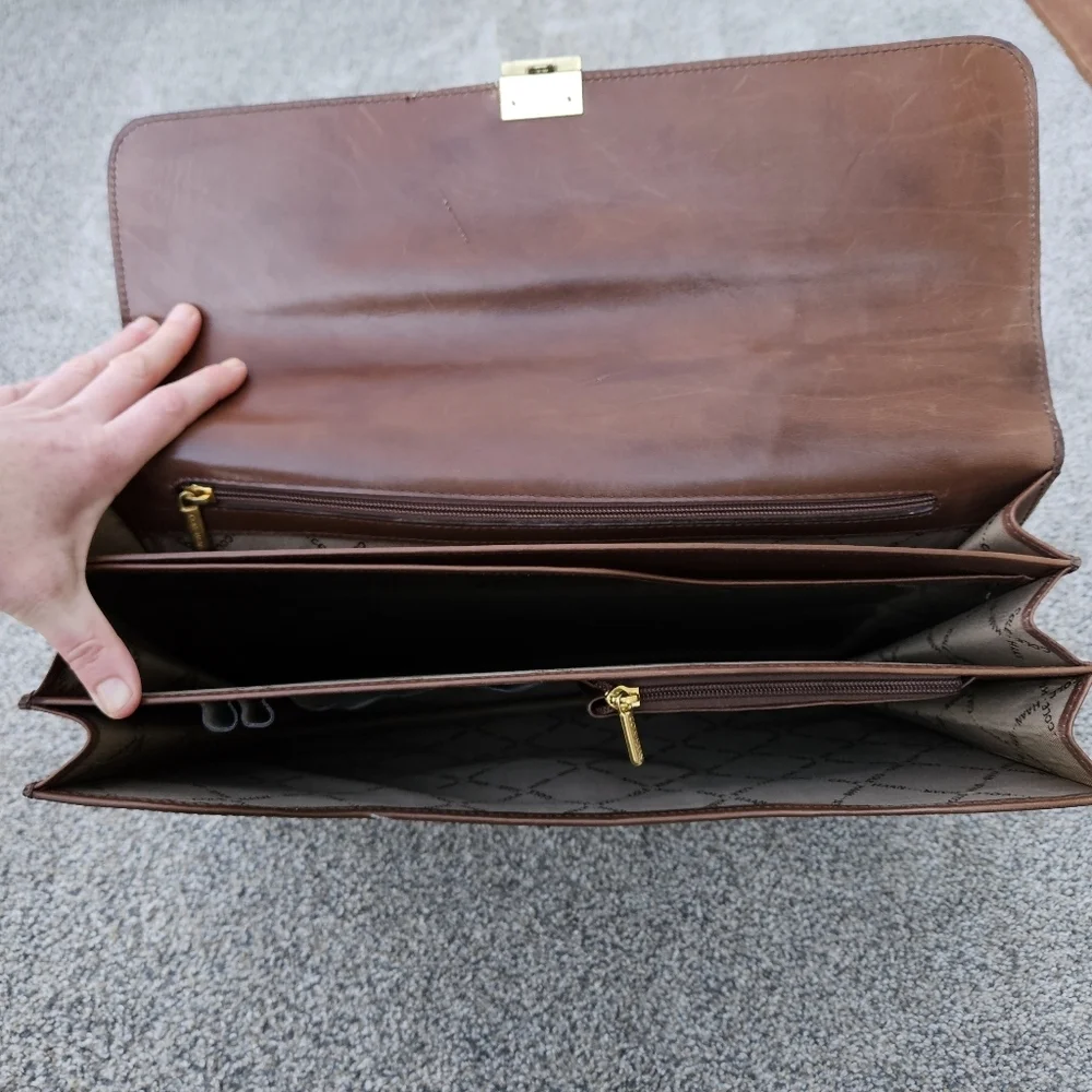 Vintage Heavy Leather COLE HAAN Executive CEO Lawyer Briefcase Brown Bag ITALY